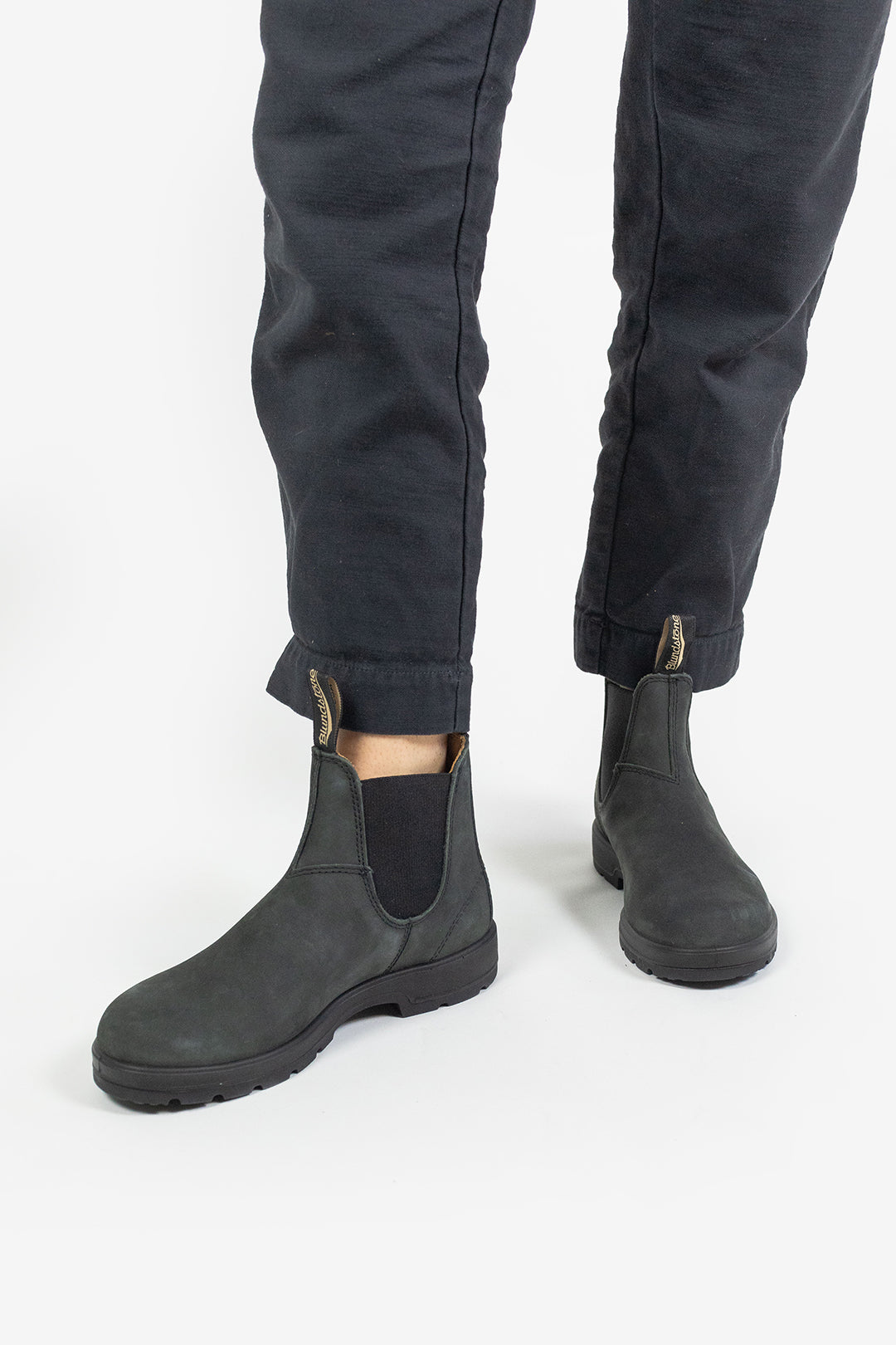 #587 Classic Chelsea Boots