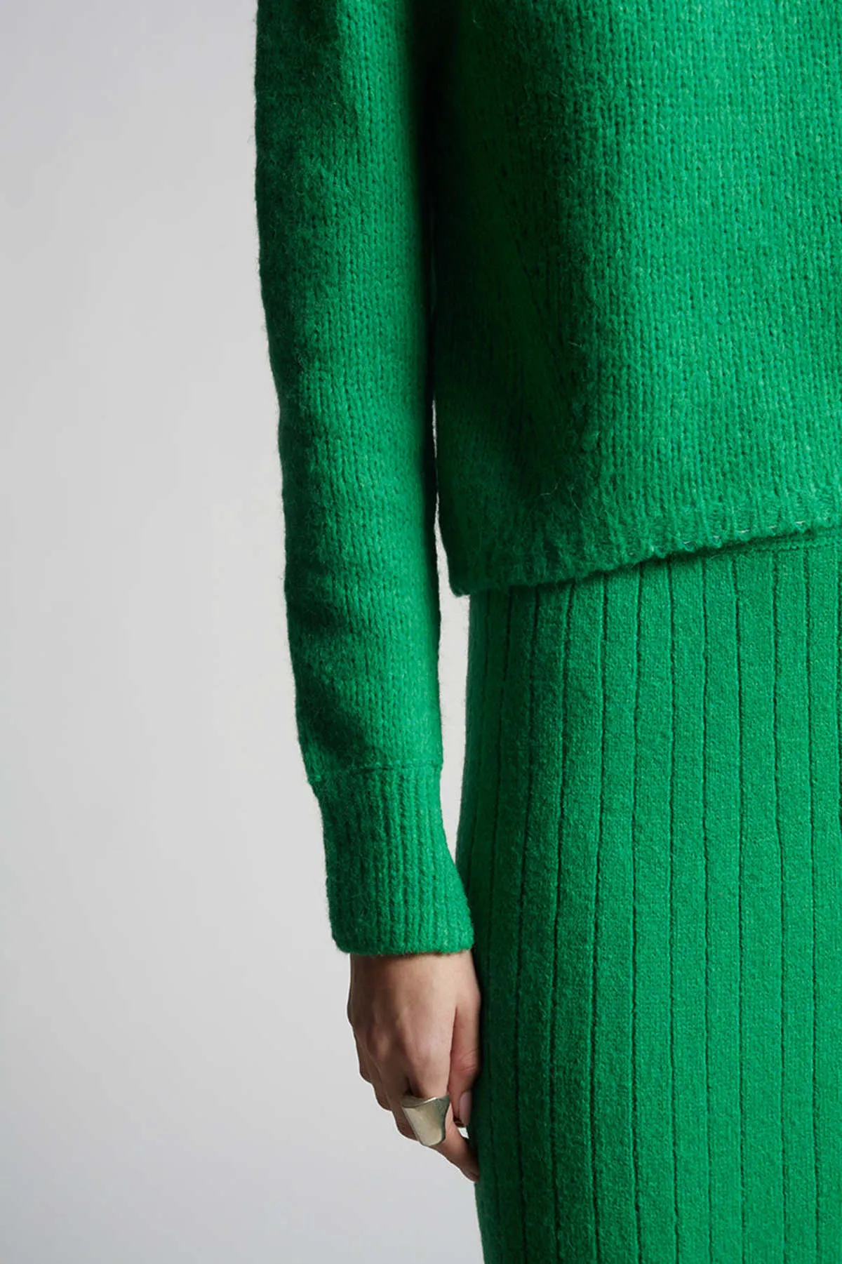 AVA SWEATER - EMERALD