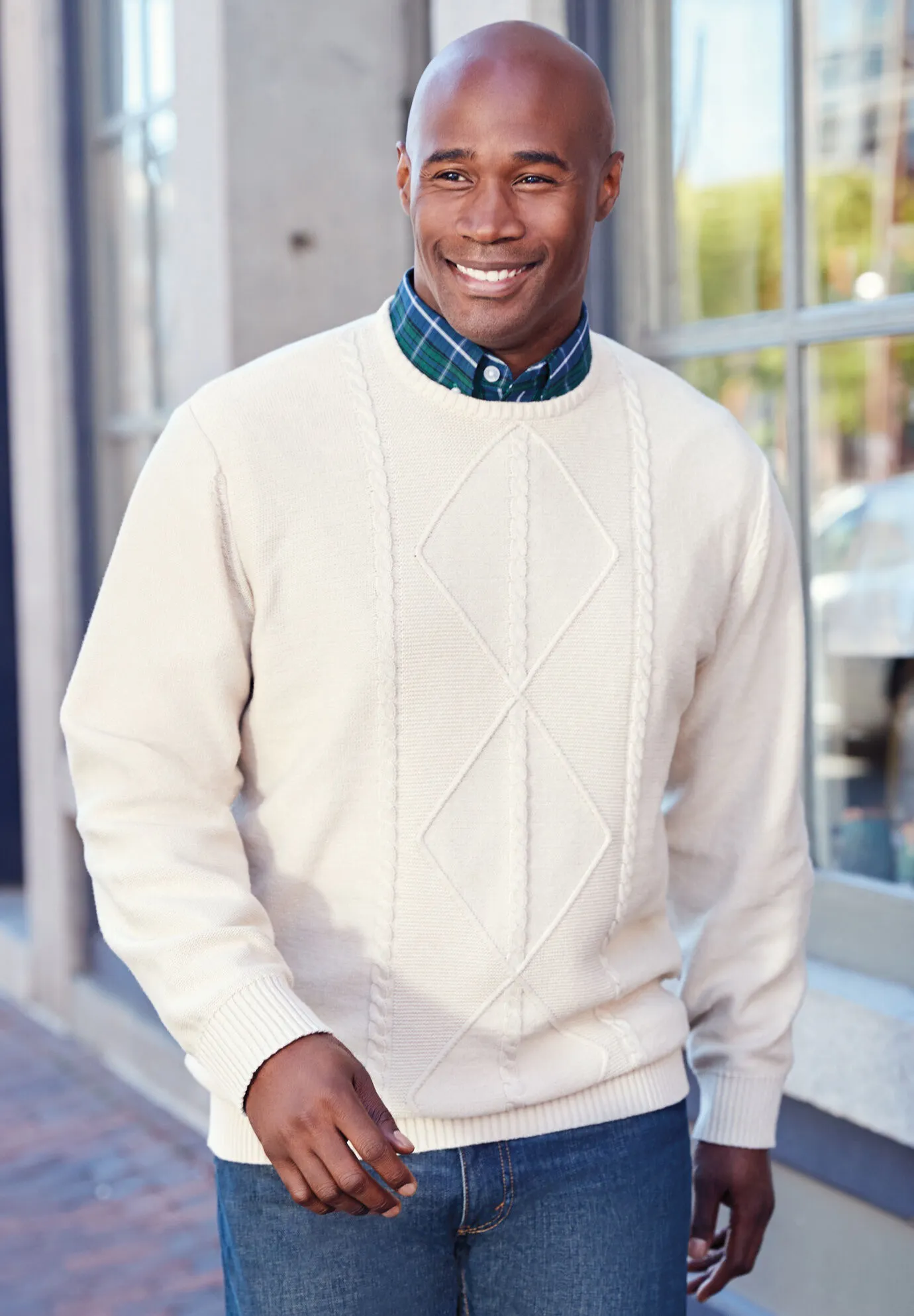 Crewneck Cable Knit Sweater