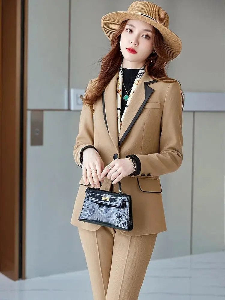 Double Pocket Formal Women Pant Suit