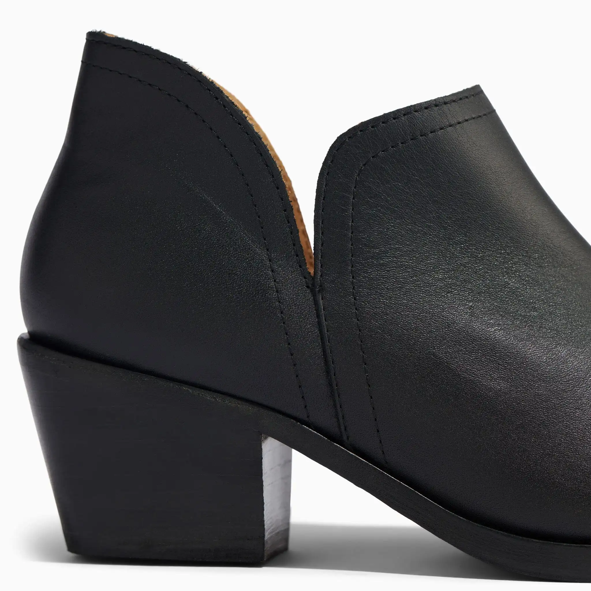 Mia Everyday Ankle Bootie Black/Black