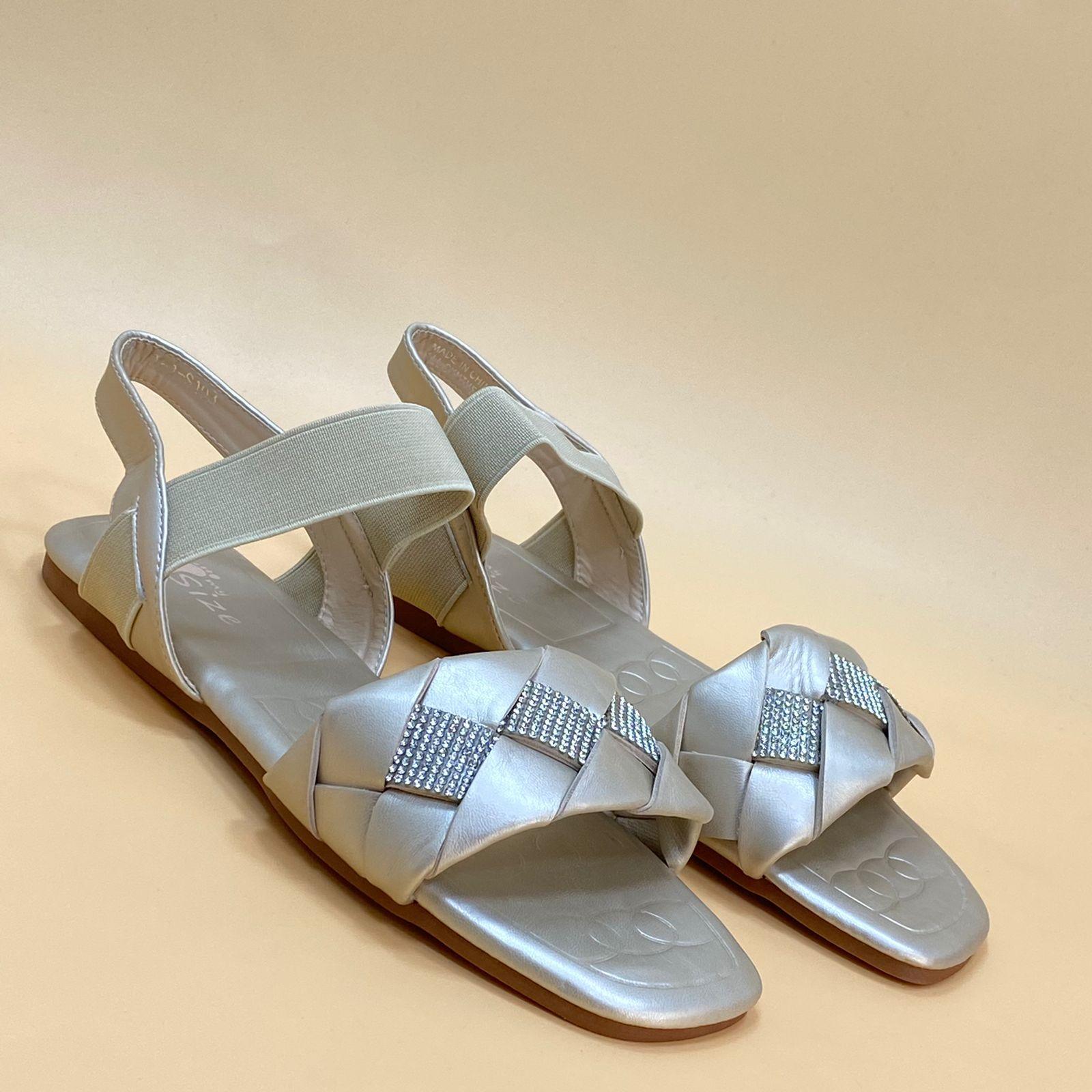 NEW ,  WOMEN SANDAL W114